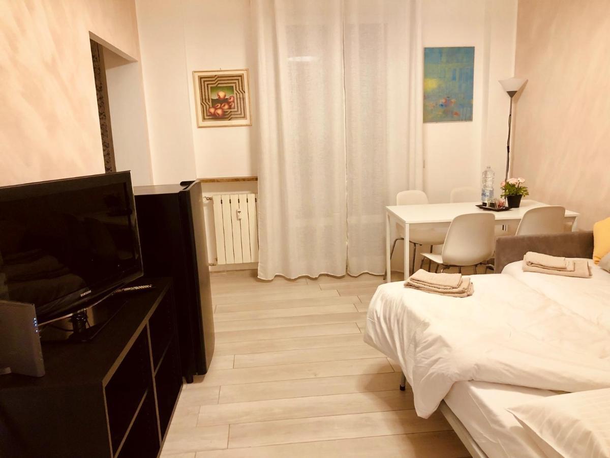Lovely 2 Room Apartment With Small Garden Μιλάνο Εξωτερικό φωτογραφία